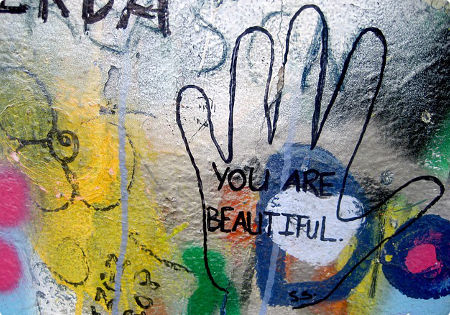 grafitty hand you are beautyfull